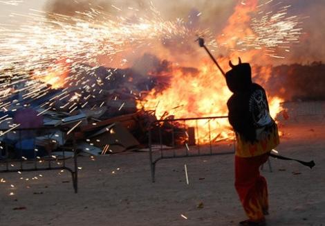 Revetla Sant Joan Cubelles_diables.jpg