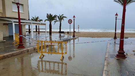 TEMPORAL MARÍTIM PASSEIG PLATJA LLARGA 04-12-19 (1).jpg