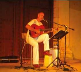 Jordi Vidal  recital cançó Amics del Castell.jpg