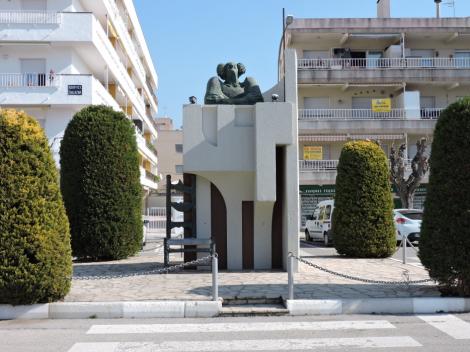 MONUMENT CHARLIE.jpg