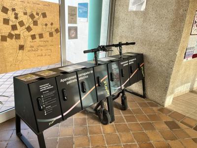 PATINETS ELÈCTRICS ESPAI JOVE 170326 (1).JPG